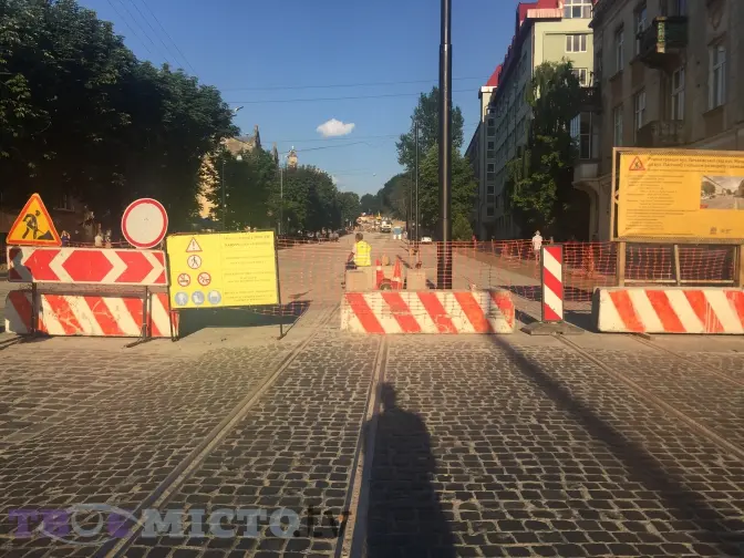 На Личаківській триває ремонт останньої ділянки вулиці. Актуальні фото