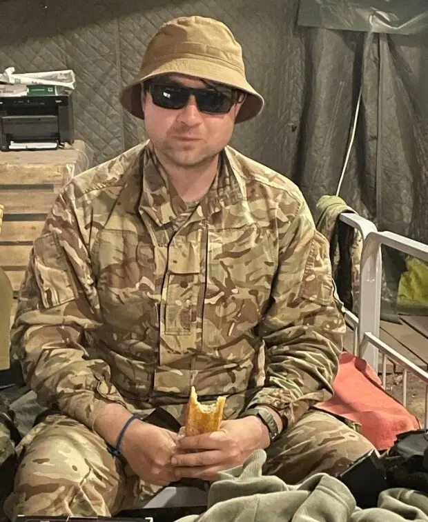 «Ми знаємо, хто це зробив». У лікарні Києва за нез’ясованих обставин помер військовий