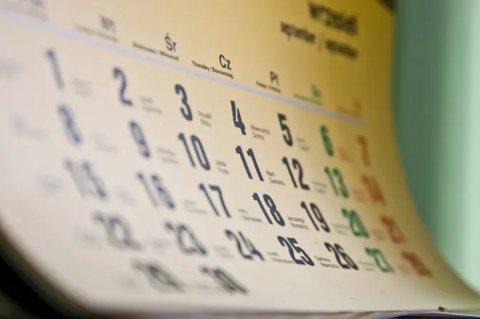 Українці у травні відпочиватимуть шість днів