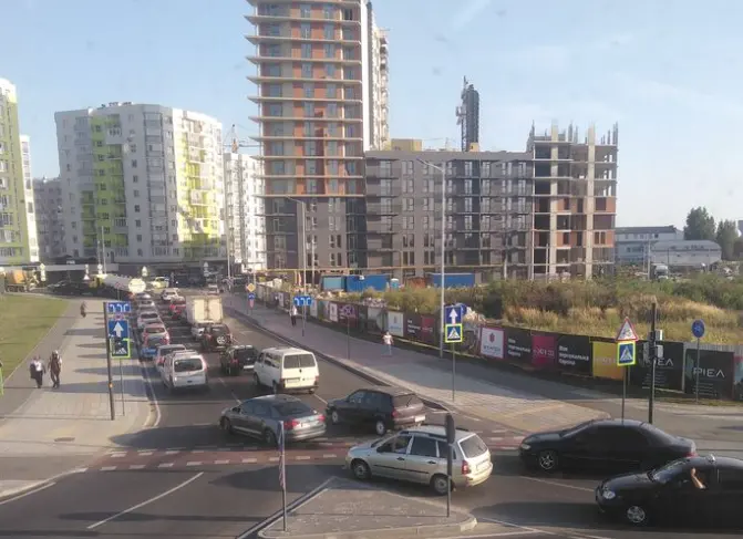 Львівські перехрестя і математика, або Як зменшити корки без витрат з бюджету