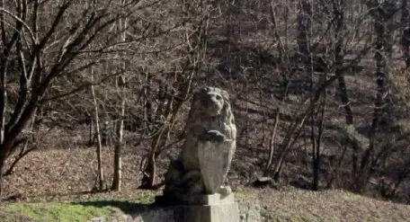 На околицях Львова відреставрують скульптуру лева