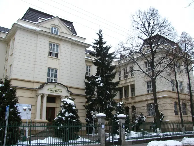 Львівські університети увійшли до топ-5 вишів за середнім балом ЗНО вступників