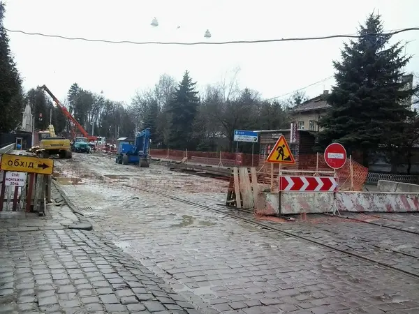 З понеділка для проїзду транспорту закриють ще одну ділянку вулиці Мечнікова