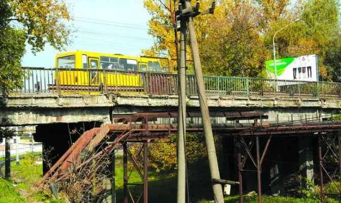 У Львові закрили на ремонт міст на Городоцькій. Схема об’їзду