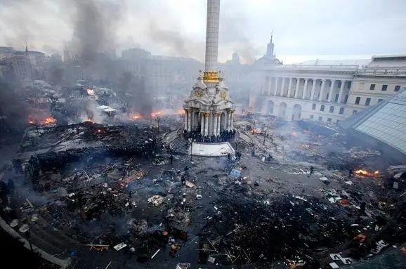 Щороку їду на Майдан. Історія медсестри, чиє фото друкували світові медіа
