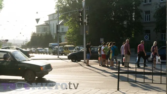 Штрафувати, навчати і запобігати. Як зробити львівські дороги безпечними