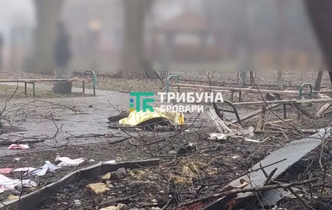 У Броварах на Київщині біля дитсадка упав гвинтокрил: є загиблі