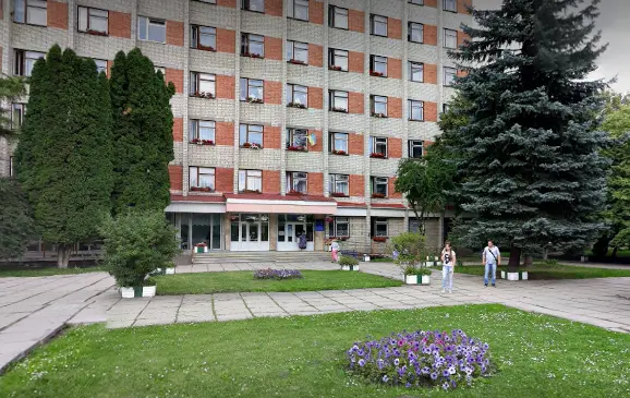 Чи будуть стаціонари поліклінік у Львові приймати хворих із Covid-19