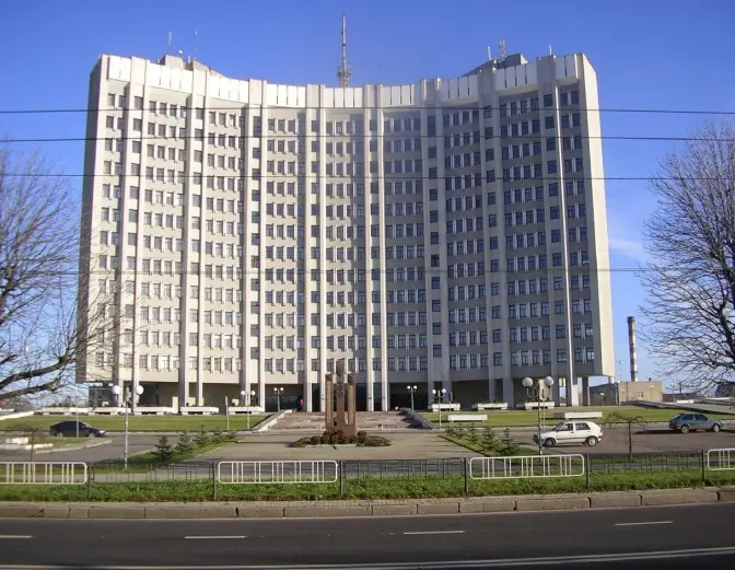 Хто претендує на керівні посади податкової служби Львівщини. Перелік