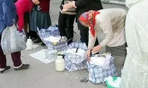 Львів'ян просять не купувати продукти на вулицях