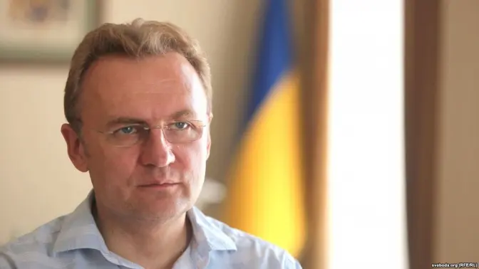 На що живе та чим володіє мер Львова. Офіційно