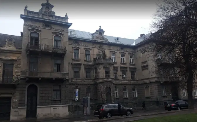 У Львові палац на Тершаковців доводять до руйнівного стану. Власника хочуть оштрафувати