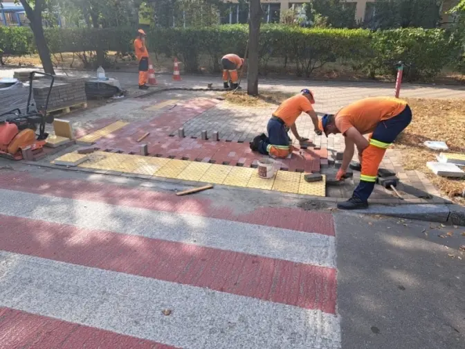 В Києві планують капремонт вулиці Героїв Маріуполя з акцентом на безбар'єрності