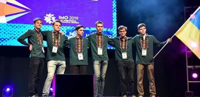 Львівський школяр отримав срібну медаль на Міжнародній олімпіаді з математики