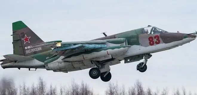 Українські захисники «приземлили» ворожий штурмовик Су-25