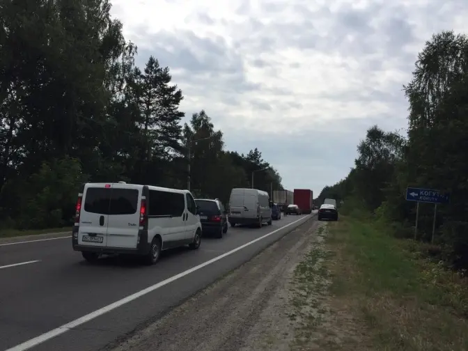 На Львівщині через зрив опалювального сезону мешканці перекрили міжнародну трасу