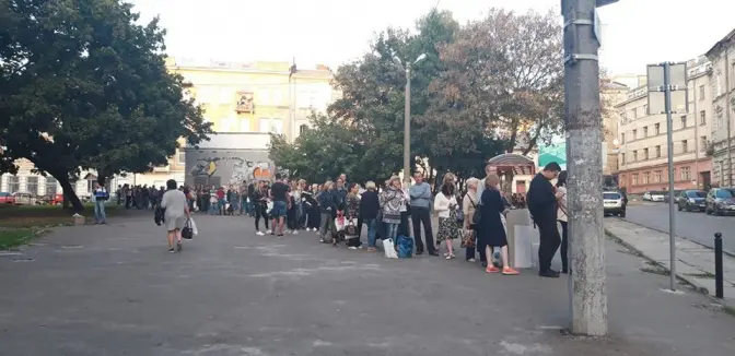 У Львові зареєстрували петицію про запуск великих автобусів до Брюховичів
