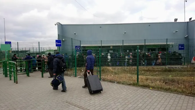 Чоловіків можуть зобов’язати повернутися з-за кордону під час війни