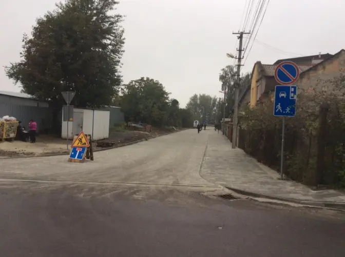 У Львові вулицю Почаївську зробили максимально комфортною для пішоходів. Фото