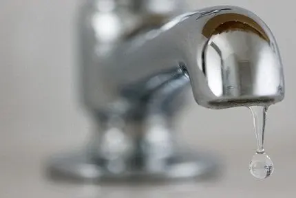 Низка вулиць у Львові залишилась без води. Коли відновлять
