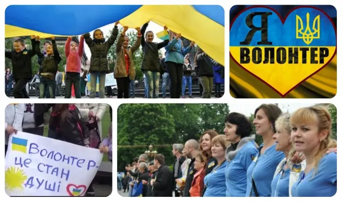 Сотні волонтерів у Львові утворили живий ланцюг. Відео
