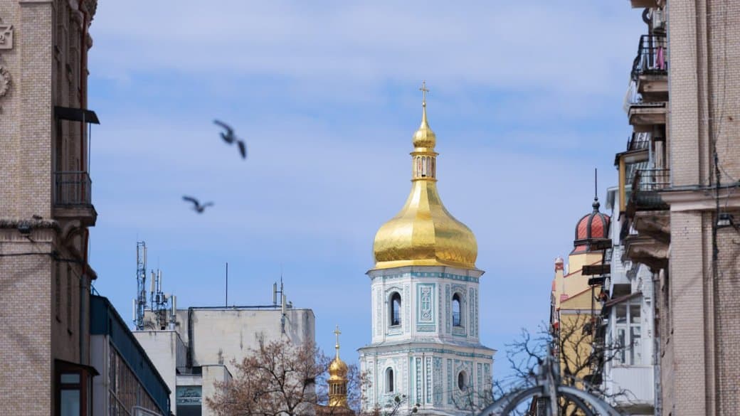 Чи скасують комендантську годину в Києві на Великдень: у поліції розповіли про обмеження для вірян