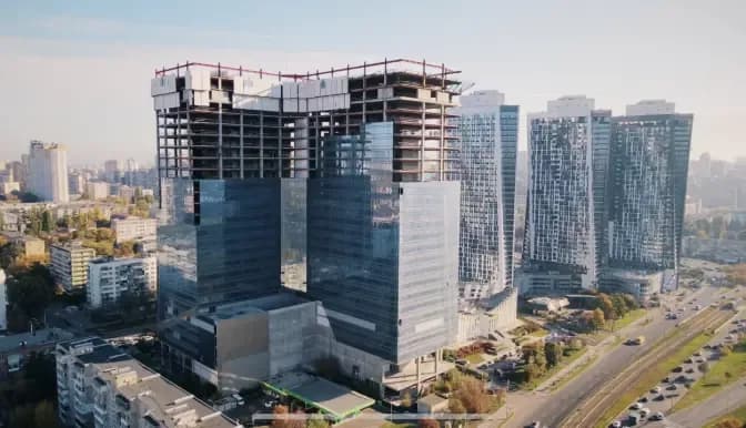 У Києві продали недобудований хмарочос Sky Towers: ціна впала у 12 разів, а покупець пов’язаний із родиною Злочевських