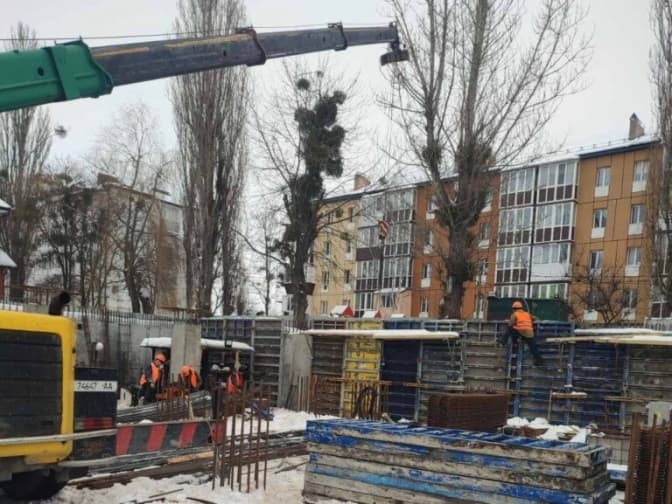 У Бородянці будують протирадіаційне укриття на 1500 осіб