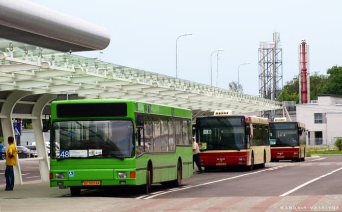 З турботою про водія маршрутки. Як Львів вирішує свою транспортну проблему