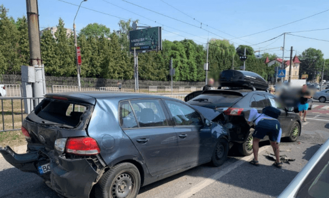У Львові трапилася ДТП з п’яти автомобілів
