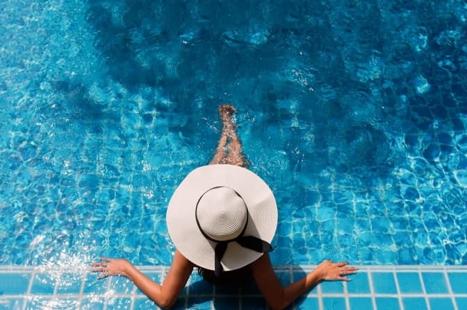 Де поплавати у Львові: локації з басейнами, графіки та ціни