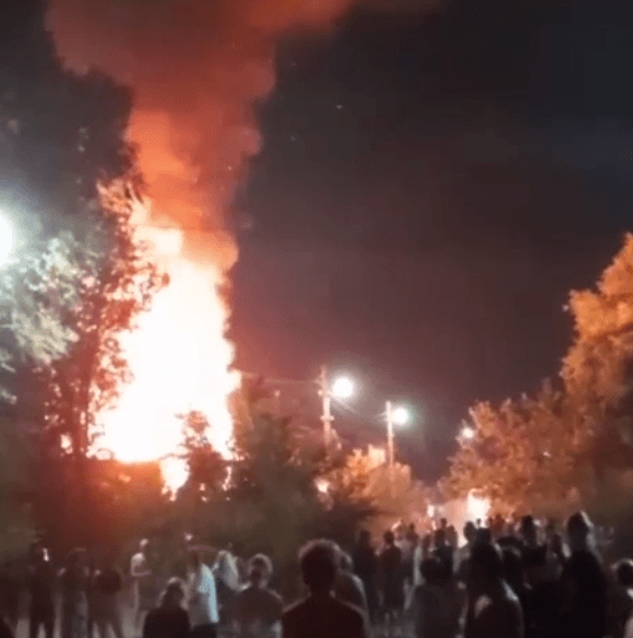 Скриншот з відео