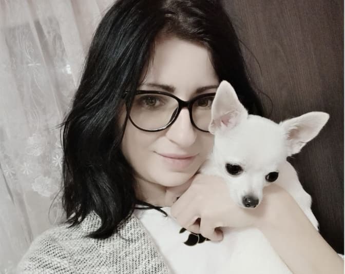 Львів'ян просять допомогти зібрати кошти на лікування жінки, яка вижила після падіння з 7 поверху