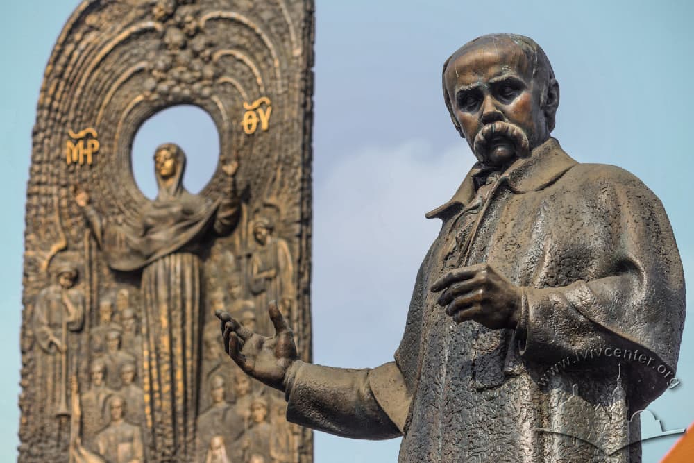 Як у Львові з’явився пам’ятник Шевченку, черговий суд у справі ринку «Добробут» та чи можливе повернення холодів. Ключове за 9 березня