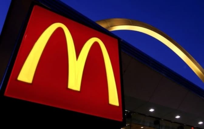 ЛОГОТИП MCDONALD'S/ФОТО: З ВІДКРИТИХ ДЖЕРЕЛ