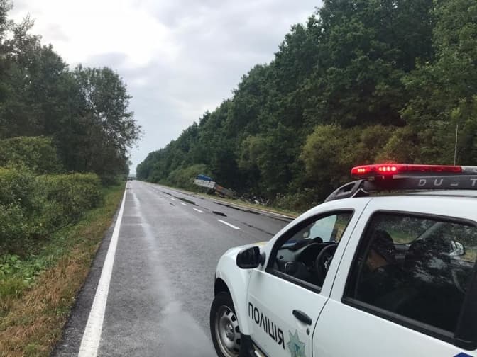 На Львівщині через ДТП перекрили трасу Стрий – Нижанковичі