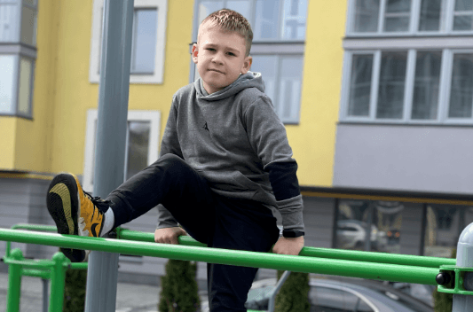 Сам пише казки. Як десятирічний Мартин живе без гаджетів