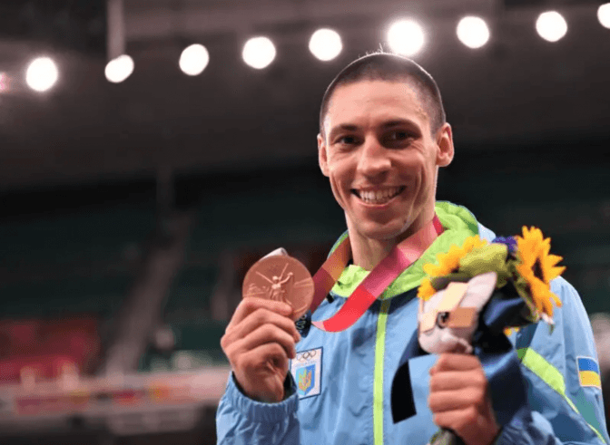 Бронзову медаль львівського каратиста Горуни продали на аукціоні за понад 16 тисяч доларів