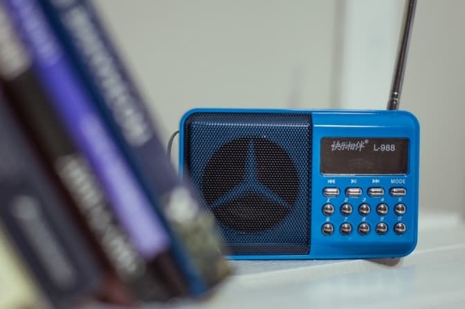 Козицький порадив мешканцям Львівщини придбати радіоприймачі на батарейках