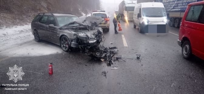 На об’їзній дорозі Львова сталася ДТП. Рух ускладнений