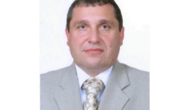 На Львівщині поновили на посаді директора, якого звільнили через цькування учнів