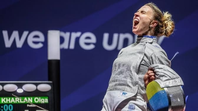 Українська фехтувальниця перемогла ексросіянку та перейшла до чвертьфіналу Олімпіади