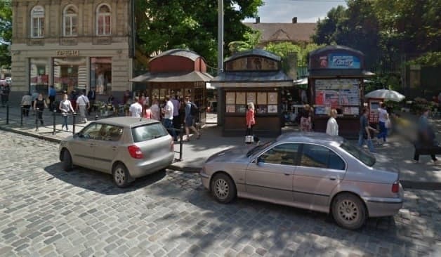 Міськрада остаточно програла справу власнику Галицького ринку щодо демонтованого МАФу у центрі Львова