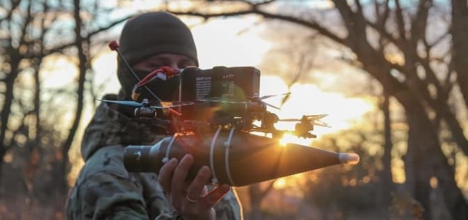 Понад 1300 окупантів та 56 автомобілів за добу. Втрати армії рф на фронті