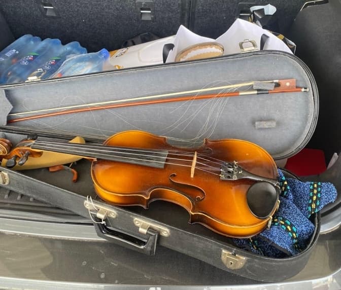 У львів’янки на кордоні вилучили скрипку з підписом Страдіварі
