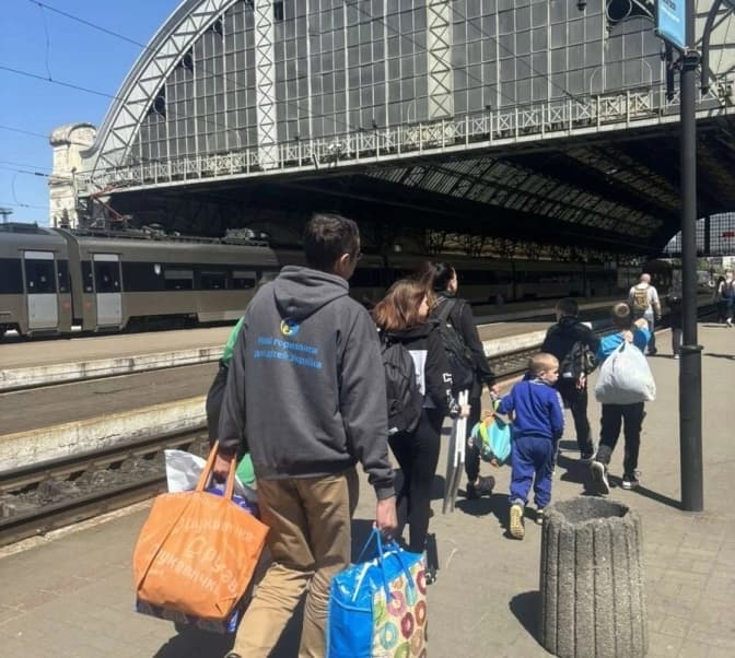 На Львівщині прихистили п’ятьох дітей-сиріт, евакуйованих із зони бойових дій