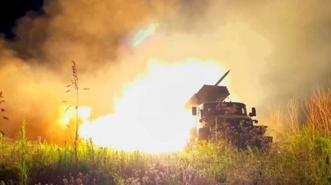 На Херсонщині ЗСУ влучили по двох військових складах окупантів