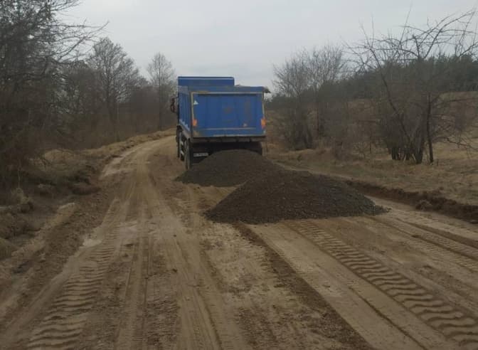 На Львівщині триває ремонт доріг. Які роботи виконують