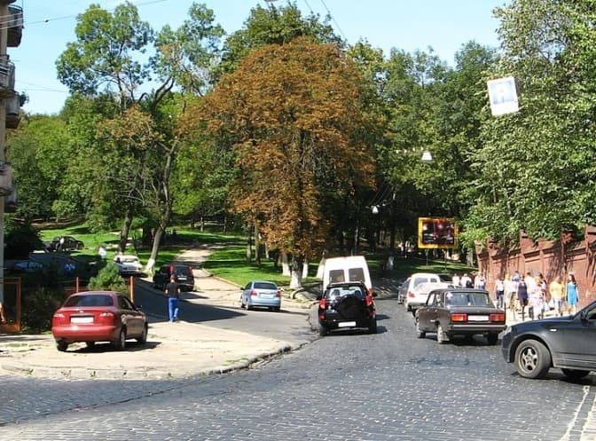 Суд у Львові скасував рішення про демонтаж кіоску біля одного з ринків