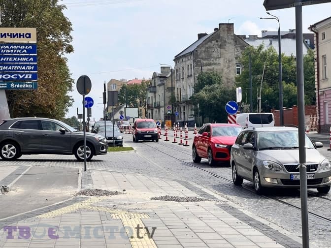 Як змінюється вулиця Шевченка під час реконструкції. Фото, відео